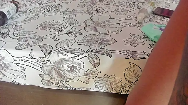 mia  blaze   online show from 11, 2, 2026