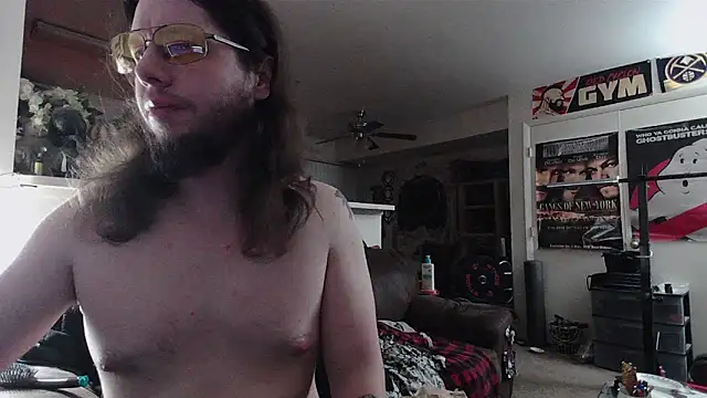 Snapshot of biggerisbetter12 chatting on 5, 6, 2026 biggerisbetter12 online show from 5, 6, 2026