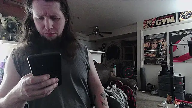 Snapshot of biggerisbetter12 chatting on 6, 7, 2026 biggerisbetter12 online show from 6, 7, 2026