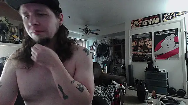 Snapshot of biggerisbetter12 chatting on 13, 7, 2026 biggerisbetter12 online show from 13, 7, 2026
