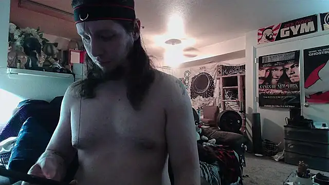 Snapshot of biggerisbetter12 chatting on 18, 7, 2026 biggerisbetter12 online show from 18, 7, 2026