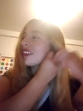 Lana pohenix online show from 4, 11, 2025