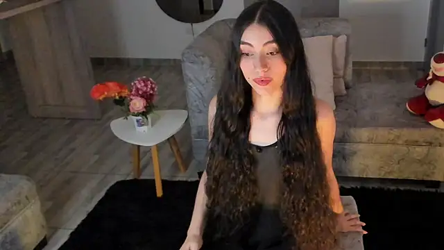 Snapshot of BritanyLnx chatting on 14, 4, 2026 BritanyLnx online show from 14, 4, 2026