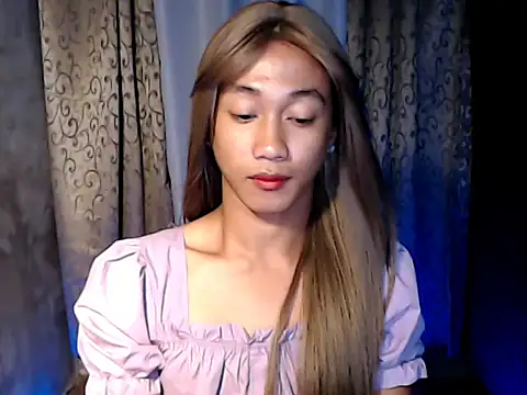 Snapshot of taylaxuxu chatting on 24, 2, 2026 taylaxuxu online show from 24, 2, 2026