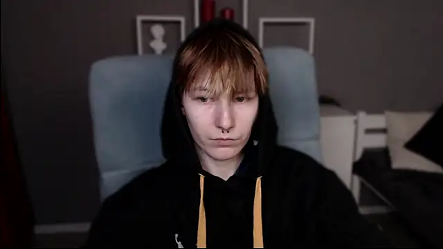 Snapshot of guitarandangell chatting on 26, 2, 2026 guitarandangell online show from 26, 2, 2026