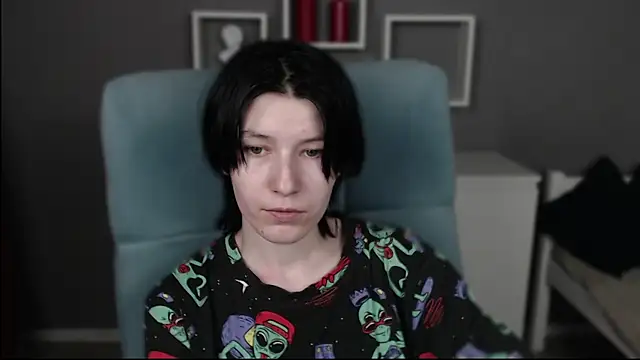 Snapshot of guitarandangell chatting on 1, 7, 2026 guitarandangell online show from 1, 7, 2026