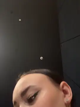 KiraSunshine online show from 21, 10, 2025