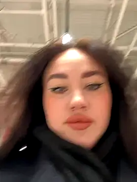 KiraSunshine online show from 28, 10, 2025