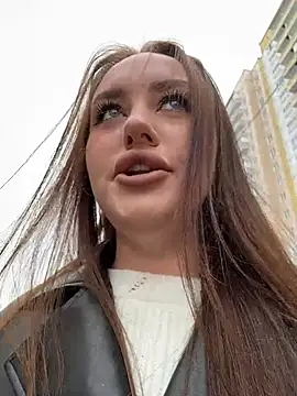 KiraSunshine online show from 19, 5, 2026