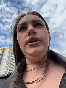 KiraSunshine online show from 26, 5, 2026