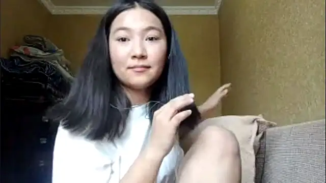 LinneaHyles online show from 27, 10, 2025