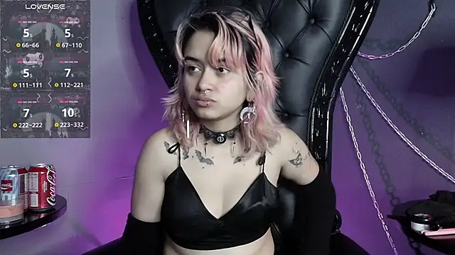 Snapshot of Navier__ chatting on 9, 6, 2026 Navier online show from 9, 6, 2026
