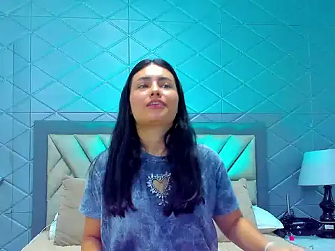 ViolettRouse online show from 28, 11, 2025