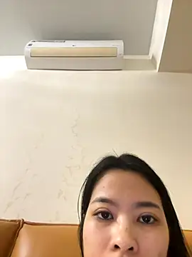 Minhee22 online show from 28, 10, 2025