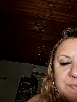 Snapshot of JennyInVegas chatting on 5, 7, 2026 JennyInVegas online show from 5, 7, 2026