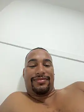 Snapshot of casalbrhot25 chatting on 10, 11, 2025 casalbrhot25 online show from 10, 11, 2025