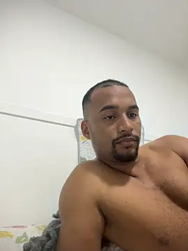 Snapshot of casalbrhot25 chatting on 12, 11, 2025 casalbrhot25 online show from 12, 11, 2025