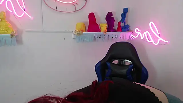 littlee red online show from 29, 11, 2025