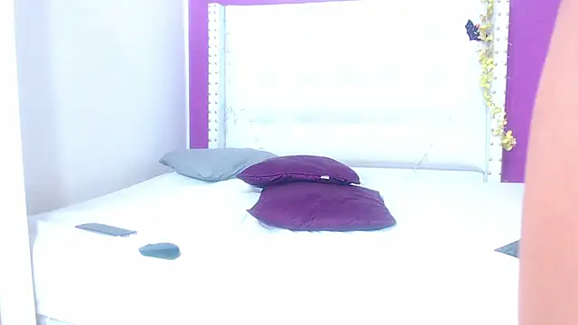 innocent sexybaby online show from 28, 11, 2025