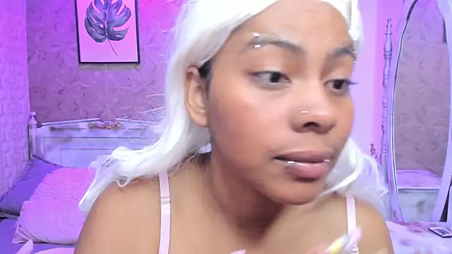 Snapshot of Sofia_clk chatting on 3, 7, 2026 Sofia clk online show from 3, 7, 2026