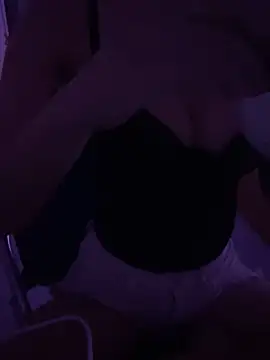 Snapshot of Bong-g chatting on 19, 5, 2026 Bong-g online show from 19, 5, 2026