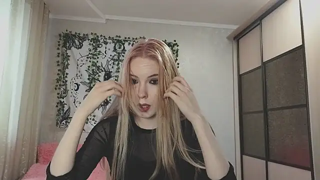 VETT KITTY online show from 24, 11, 2025