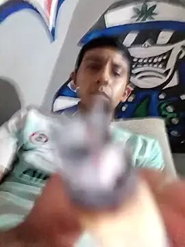 Pedropuente200 online show from 23, 12, 2025