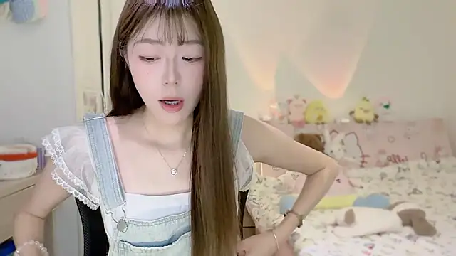 Onecutelittle online show from 13, 11, 2025