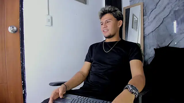 Alan-Smith1 online show from 26, 11, 2025