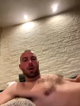 Rotteei1 online show from 2, 11, 2025