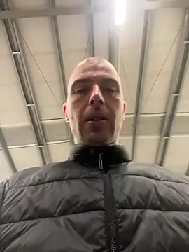 Rotteei1 online show from 7, 11, 2025