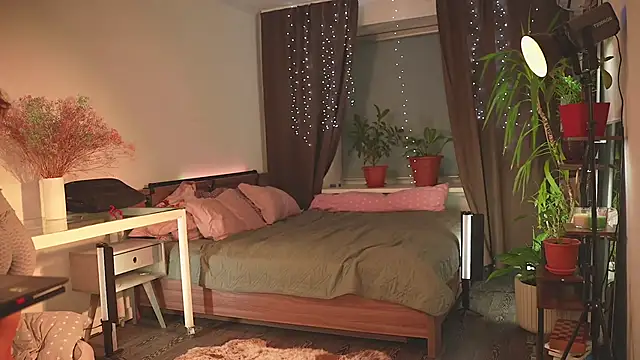 Snapshot of your_lunalike chatting on 8, 3, 2026 your lunalike online show from 8, 3, 2026