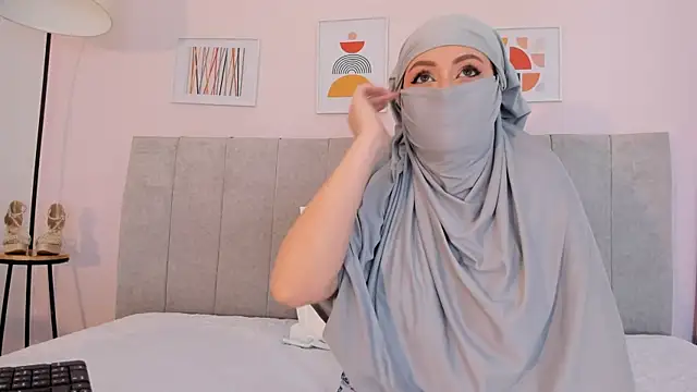 fatiima  online show from 25, 10, 2025