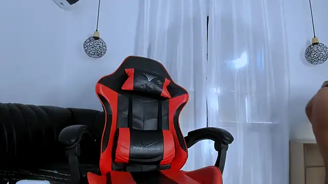 brownvelvet online show from 14, 11, 2025