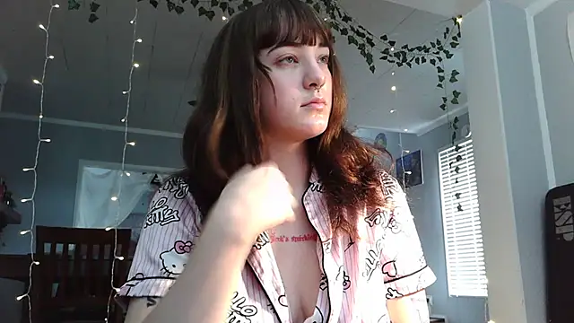 Trickylucy555 online show from 7, 8, 2026