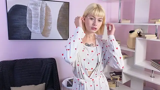 Jasmi Yets online show from 5, 11, 2025