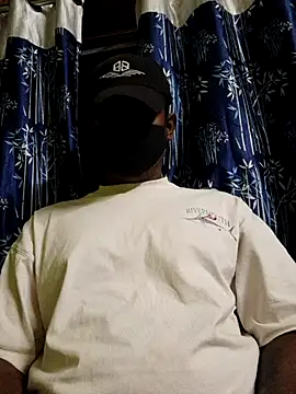 Snapshot of bindasbruno chatting on 3, 11, 2025 bindasbruno online show from 3, 11, 2025