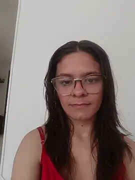 Nata Linares online show from 1, 12, 2025