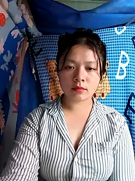 lisa-bae00 online show from 5, 3, 2026