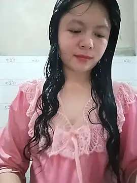 Snapshot of lisa-bae00 chatting on 22, 7, 2026 lisa-bae00 online show from 22, 7, 2026
