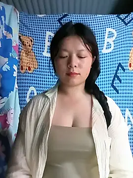 Snapshot of lisa-bae00 chatting on 23, 7, 2026 lisa-bae00 online show from 23, 7, 2026