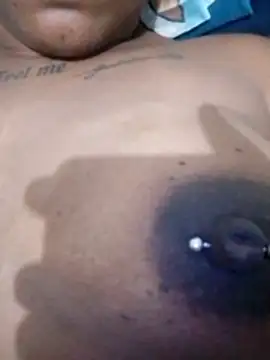 Snapshot of Jennyy31 chatting on 4, 12, 2025 Jennyy31 online show from 4, 12, 2025