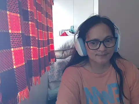 Kinkybela2025 online show from 19, 6, 2026