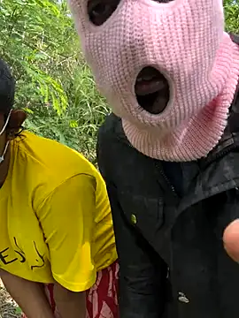 couplesexroom online show from 4, 11, 2025