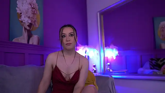 Snapshot of TiffanyVoss chatting on 25, 11, 2025 TiffanyVoss online show from 25, 11, 2025