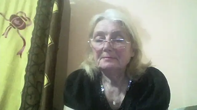 AmyLove353 online show from 12, 3, 2026