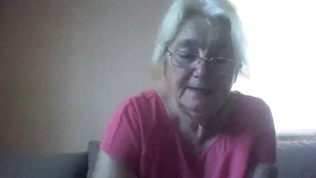 AmyLove353 online show from 22, 7, 2026