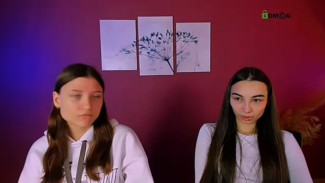 kira light   online show from 27, 10, 2025