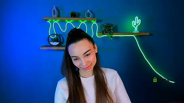 kira light   online show from 6, 11, 2025