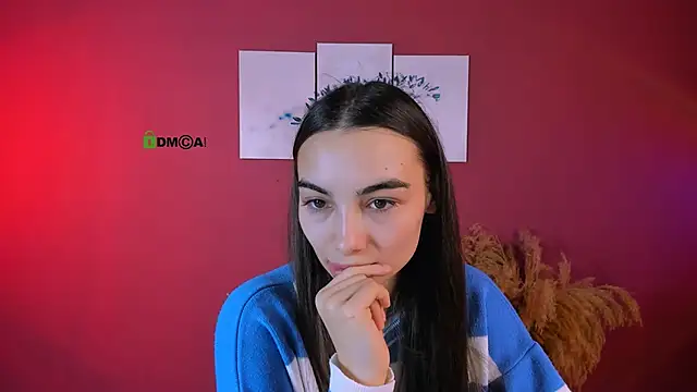 kira light   online show from 10, 11, 2025